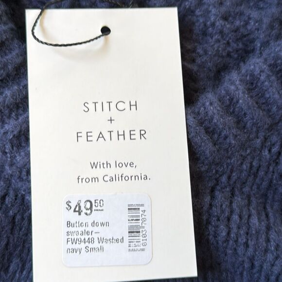 DRESS FORUM Women's‎ Cable Knit V-Neck Cardigan size small nwt - Picture 3 of 3